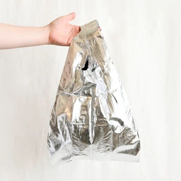 NWT Baby Baggu - Metallic Silver - Picture 3 of 7